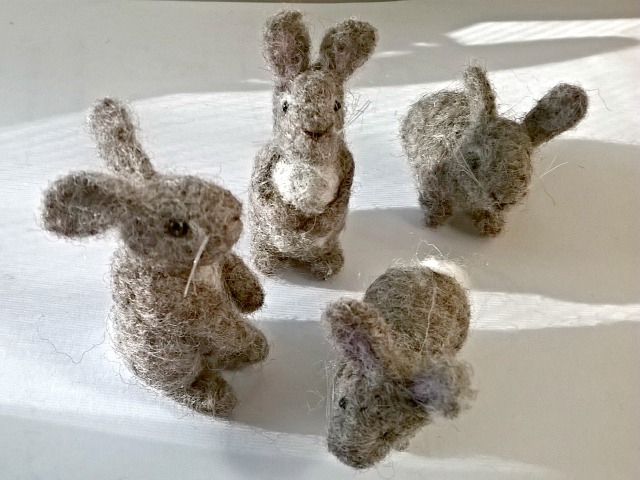 Group of rabbits that are miniature in size, 1-2cm. The techniques used to create them was dry or needlefelting. They are a continuation of exploring woodland creatures as a theme.